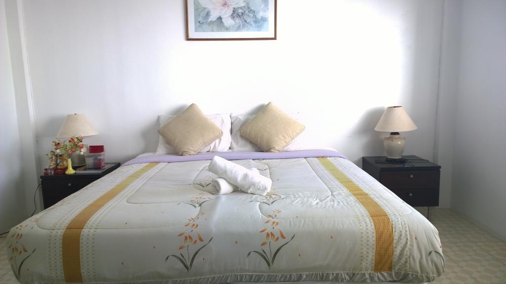 Corner Cafe Bed & Breakfast Hua Hin Exterior photo
