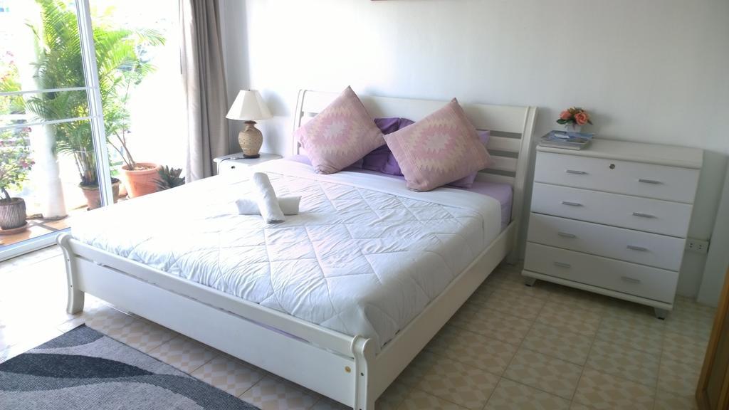 Corner Cafe Bed & Breakfast Hua Hin Exterior photo