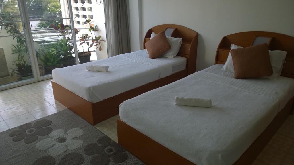 Corner Cafe Bed & Breakfast Hua Hin Exterior photo