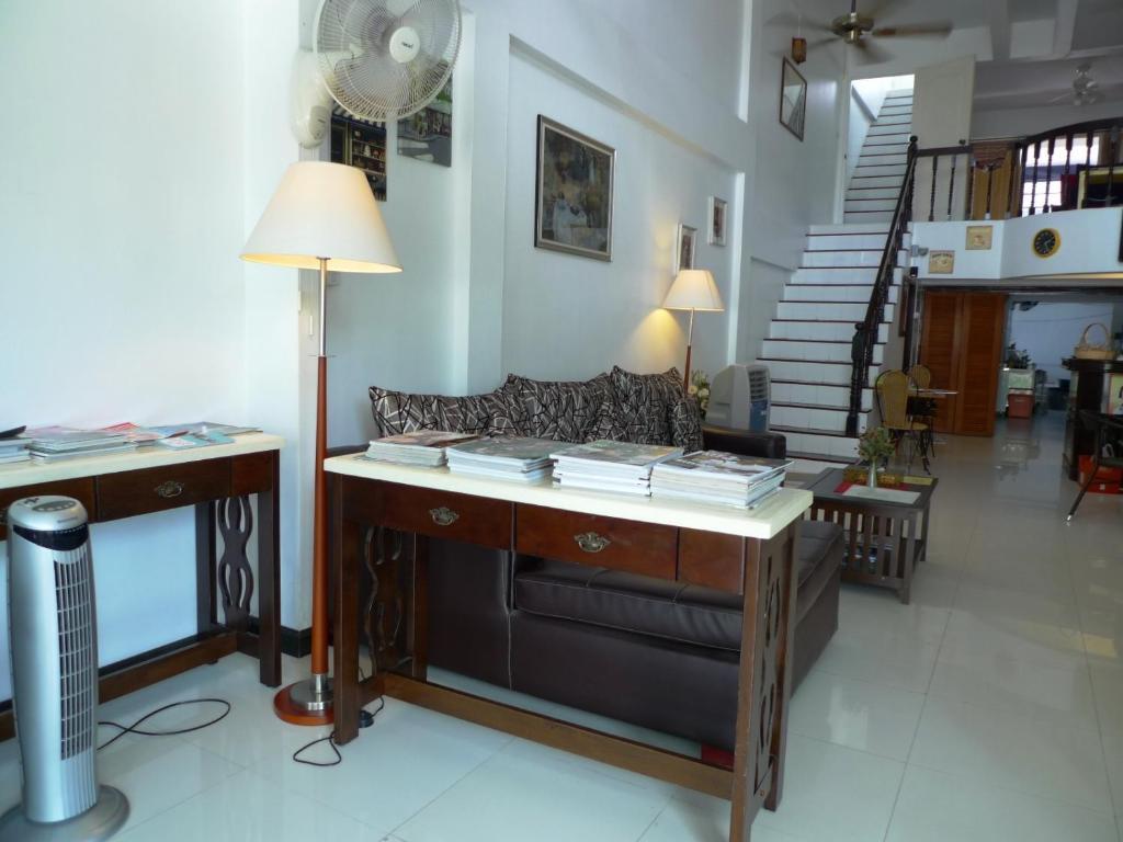 Corner Cafe Bed & Breakfast Hua Hin Exterior photo