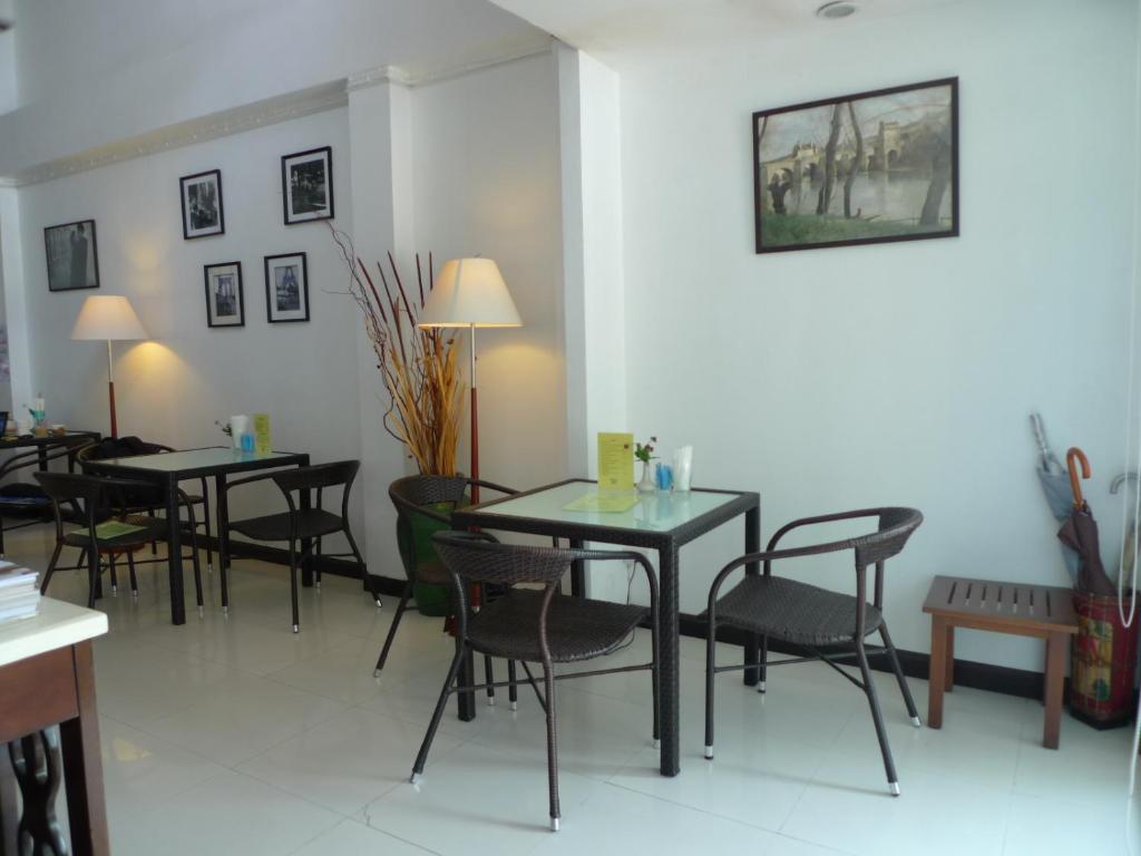 Corner Cafe Bed & Breakfast Hua Hin Exterior photo