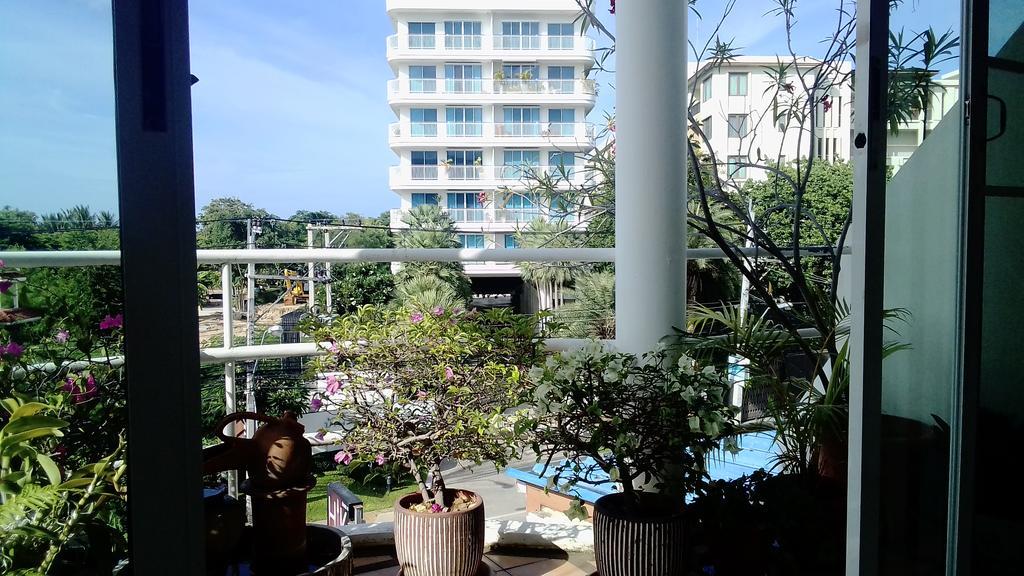 Corner Cafe Bed & Breakfast Hua Hin Exterior photo
