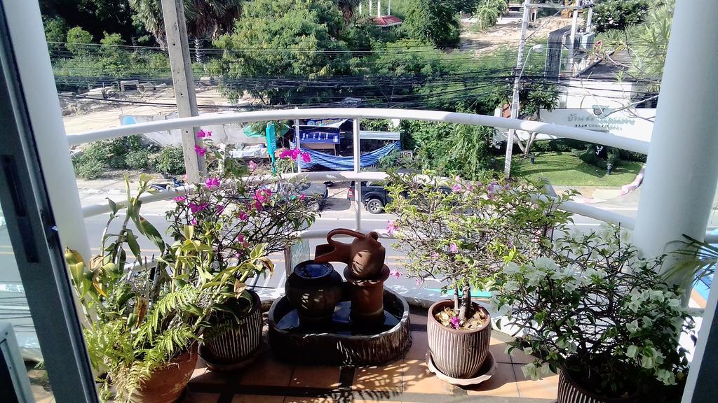 Corner Cafe Bed & Breakfast Hua Hin Exterior photo