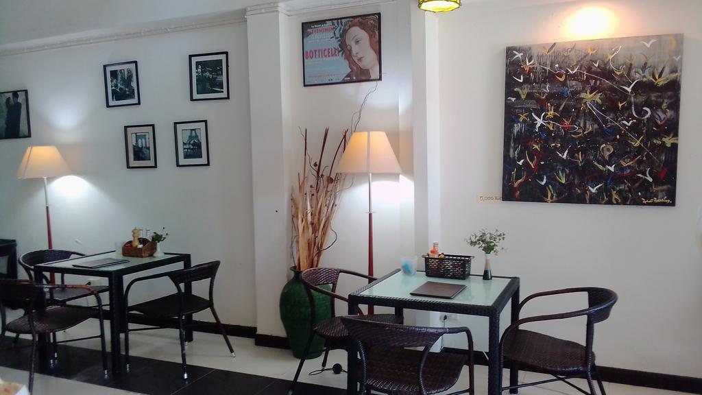 Corner Cafe Bed & Breakfast Hua Hin Exterior photo
