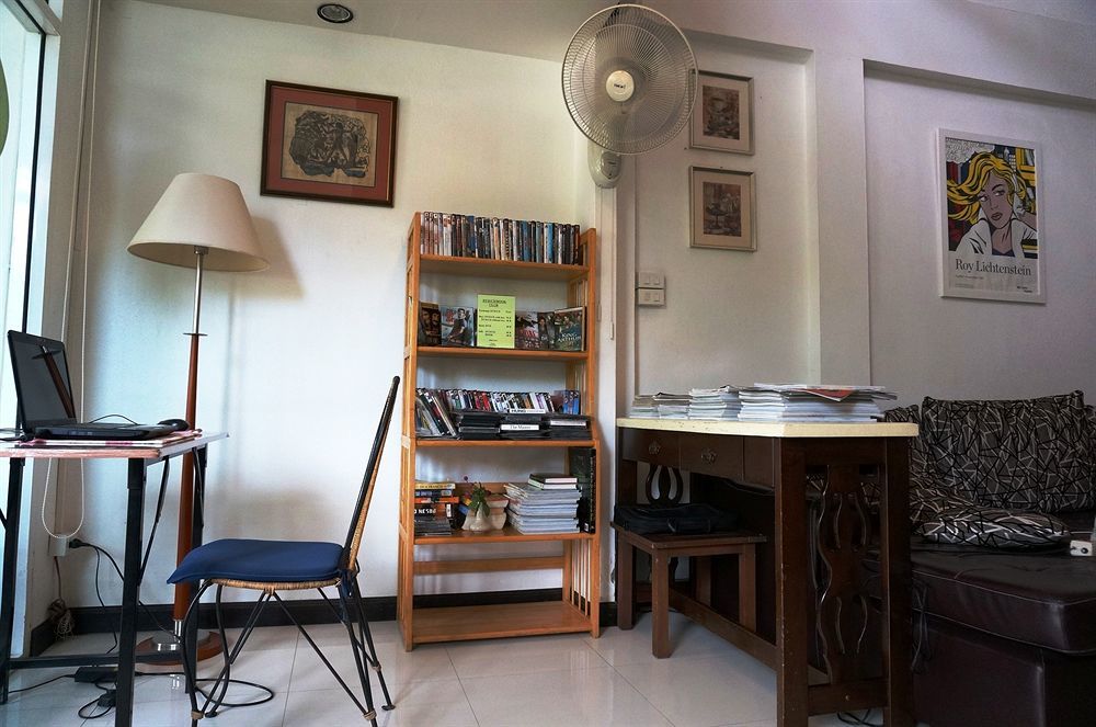 Corner Cafe Bed & Breakfast Hua Hin Exterior photo