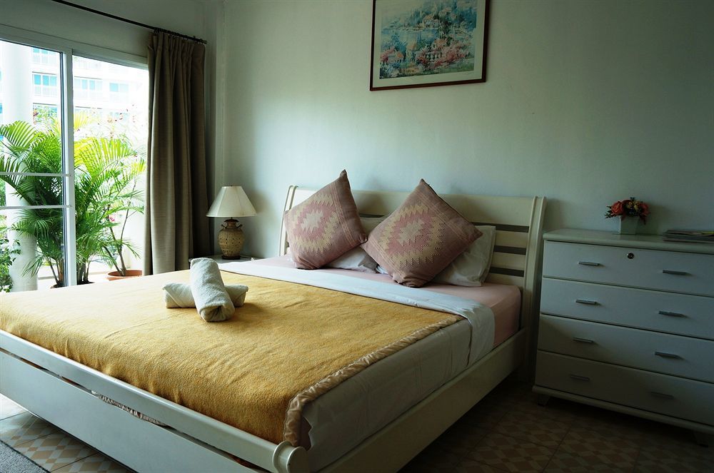Corner Cafe Bed & Breakfast Hua Hin Exterior photo