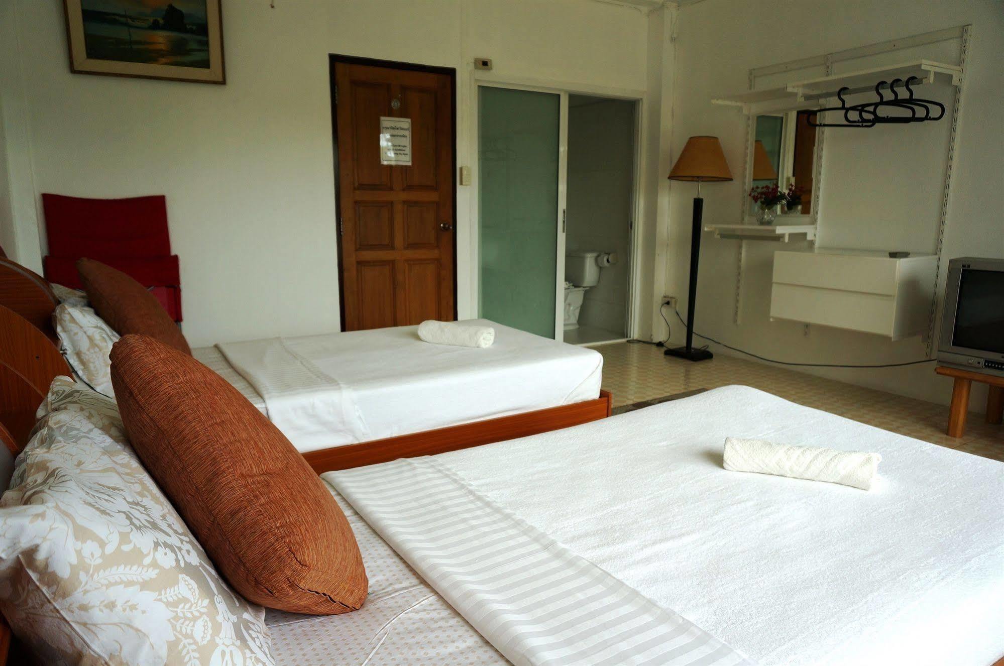 Corner Cafe Bed & Breakfast Hua Hin Exterior photo